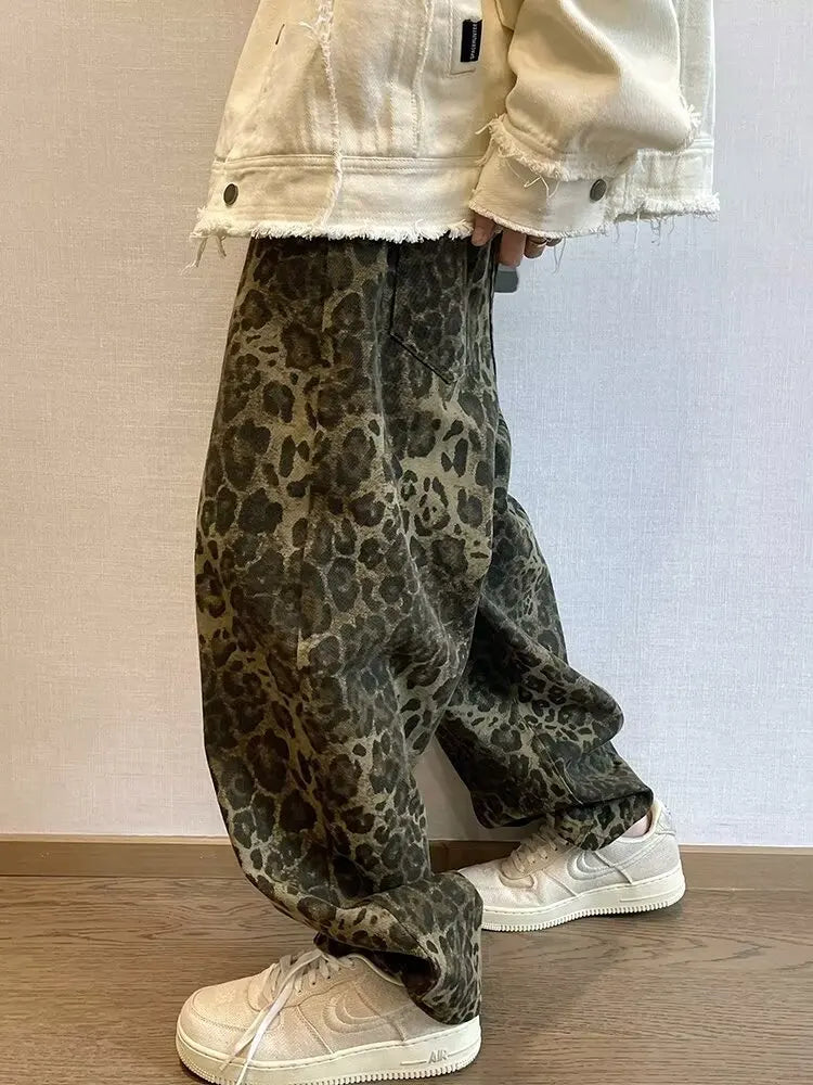 Calça Baggy Leopard