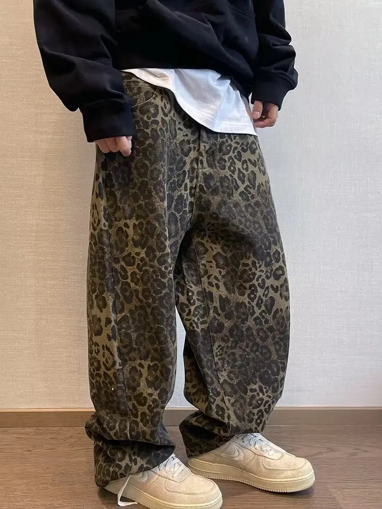 Calça Baggy Leopard